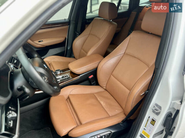 Белый БМВ Х3, объемом двигателя 2 л и пробегом 240 тыс. км за 14999 $, фото 24 на Automoto.ua