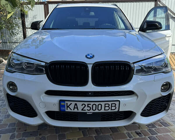Белый БМВ Х3, объемом двигателя 3 л и пробегом 94 тыс. км за 25500 $, фото 2 на Automoto.ua