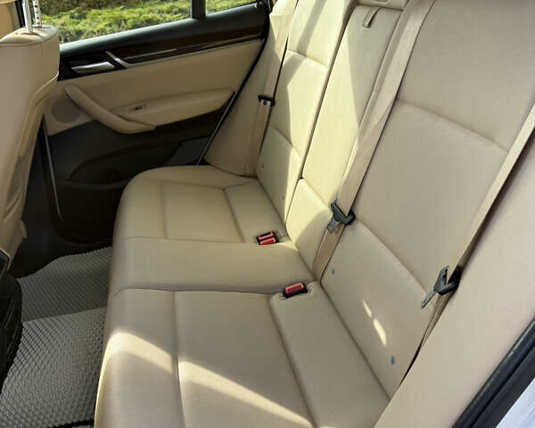 Білий БМВ Х3, об'ємом двигуна 2 л та пробігом 105 тис. км за 16200 $, фото 13 на Automoto.ua