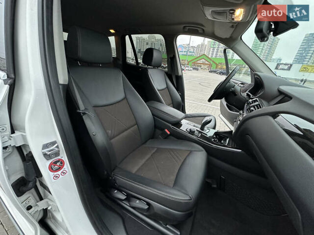 Білий БМВ Х3, об'ємом двигуна 2 л та пробігом 54 тис. км за 22500 $, фото 46 на Automoto.ua