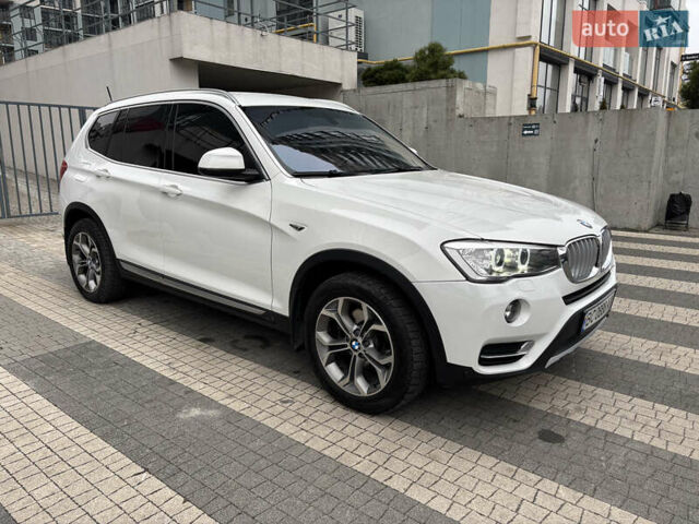Белый БМВ Х3, объемом двигателя 2 л и пробегом 102 тыс. км за 24900 $, фото 1 на Automoto.ua