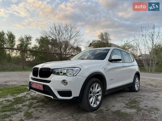 Білий БМВ Х3, об'ємом двигуна 2 л та пробігом 210 тис. км за 15800 $, фото 1 на Automoto.ua