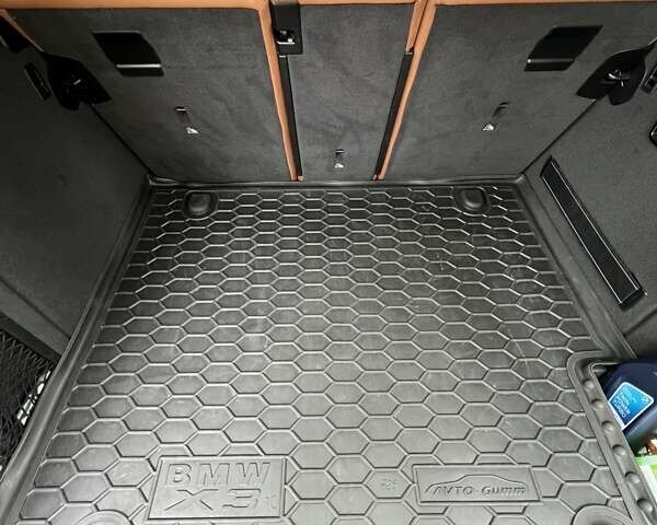 Білий БМВ Х3, об'ємом двигуна 2 л та пробігом 150 тис. км за 19000 $, фото 7 на Automoto.ua