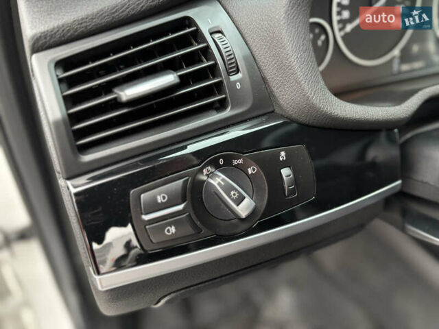 Белый БМВ Х3, объемом двигателя 2 л и пробегом 118 тыс. км за 19900 $, фото 10 на Automoto.ua