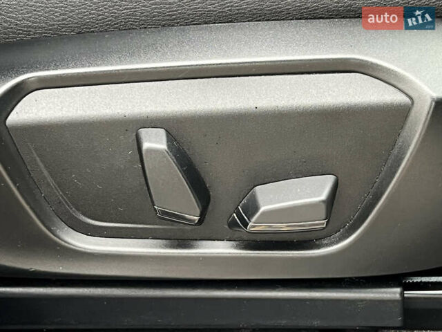 Білий БМВ Х3, об'ємом двигуна 2 л та пробігом 185 тис. км за 15700 $, фото 55 на Automoto.ua