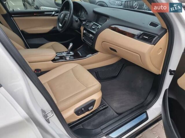 Белый БМВ Х3, объемом двигателя 2 л и пробегом 158 тыс. км за 17700 $, фото 7 на Automoto.ua