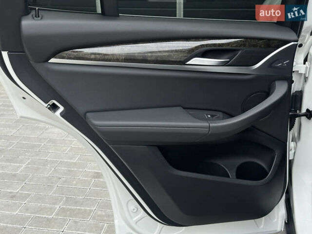 Білий БМВ Х3, об'ємом двигуна 2 л та пробігом 220 тис. км за 23500 $, фото 37 на Automoto.ua