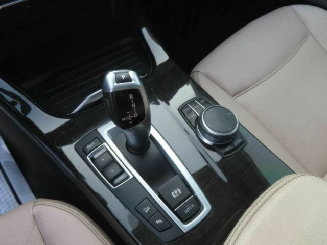 Белый БМВ Х3, объемом двигателя 2 л и пробегом 56 тыс. км за 11200 $, фото 12 на Automoto.ua