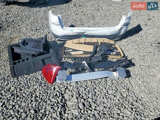 Белый БМВ Х3, объемом двигателя 2 л и пробегом 118 тыс. км за 3000 $, фото 12 на Automoto.ua