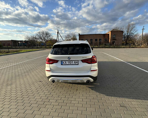 Белый БМВ Х3, объемом двигателя 2 л и пробегом 99 тыс. км за 33800 $, фото 7 на Automoto.ua