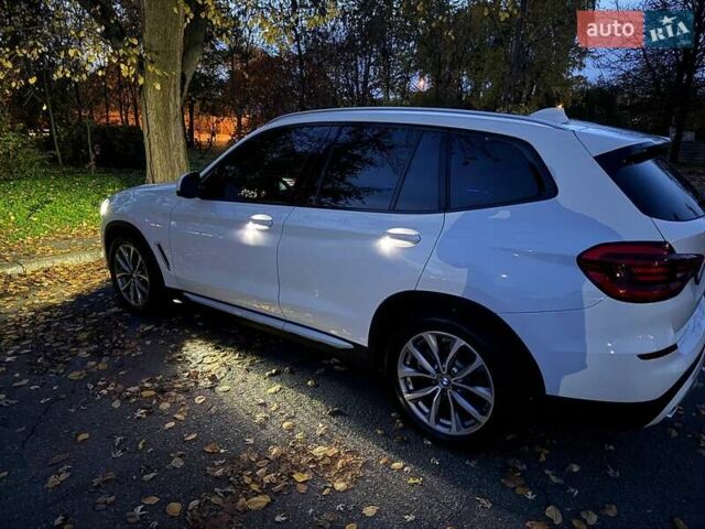 Белый БМВ Х3, объемом двигателя 2 л и пробегом 165 тыс. км за 27500 $, фото 44 на Automoto.ua