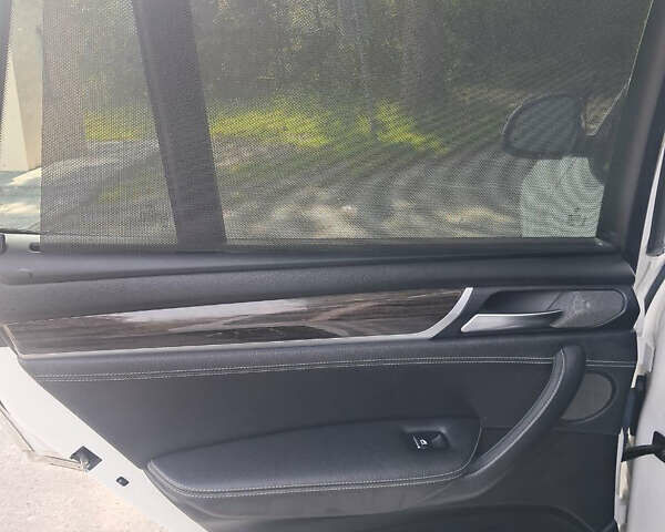 Белый БМВ Х3, объемом двигателя 2 л и пробегом 209 тыс. км за 23900 $, фото 10 на Automoto.ua