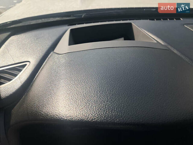 Белый БМВ Х3, объемом двигателя 2 л и пробегом 209 тыс. км за 23900 $, фото 12 на Automoto.ua