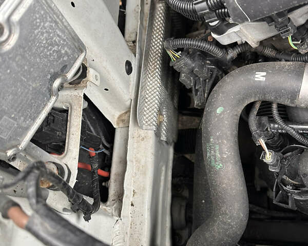 Белый БМВ Х3, объемом двигателя 2 л и пробегом 115 тыс. км за 17800 $, фото 44 на Automoto.ua