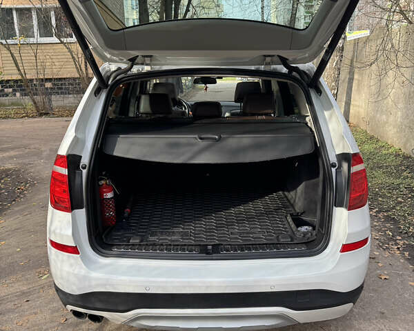 Белый БМВ Х3, объемом двигателя 2 л и пробегом 176 тыс. км за 21000 $, фото 16 на Automoto.ua