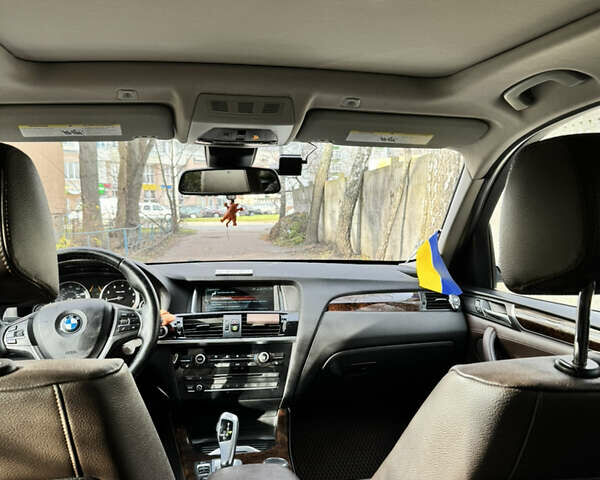 Белый БМВ Х3, объемом двигателя 2 л и пробегом 176 тыс. км за 21000 $, фото 34 на Automoto.ua