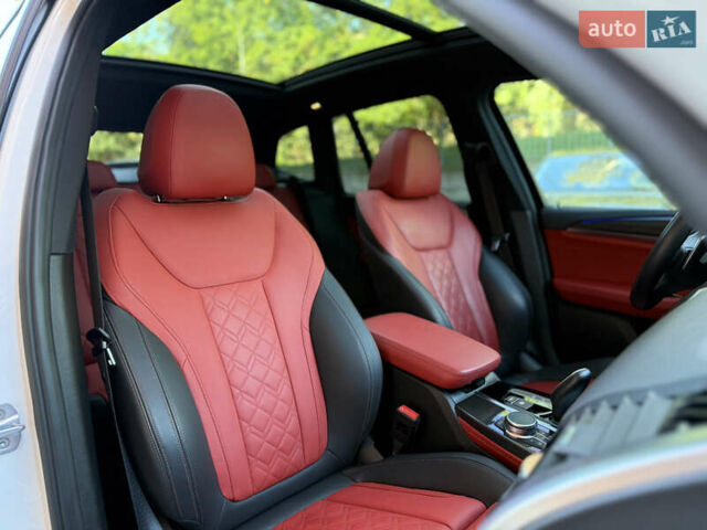 Белый БМВ Х3, объемом двигателя 3 л и пробегом 85 тыс. км за 36900 $, фото 92 на Automoto.ua