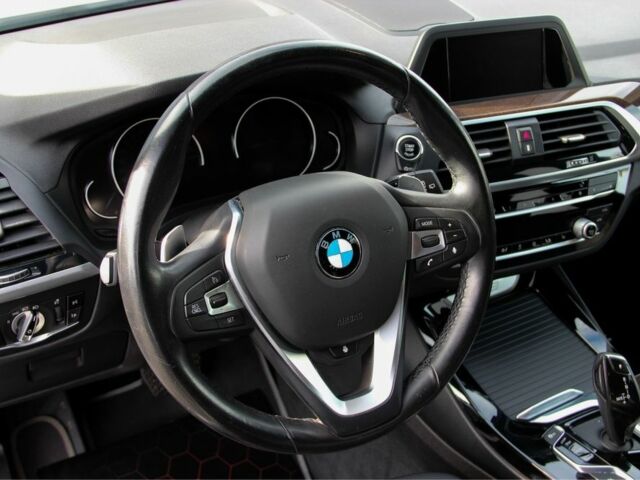 Білий БМВ Х3, об'ємом двигуна 2 л та пробігом 60 тис. км за 26500 $, фото 11 на Automoto.ua