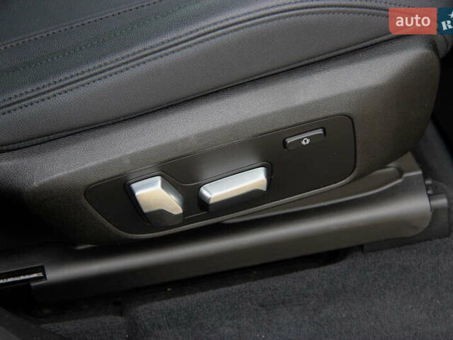 Білий БМВ Х3, об'ємом двигуна 2 л та пробігом 60 тис. км за 26500 $, фото 44 на Automoto.ua