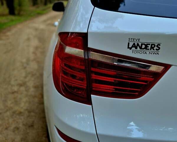 Белый БМВ Х3, объемом двигателя 2 л и пробегом 153 тыс. км за 17500 $, фото 4 на Automoto.ua