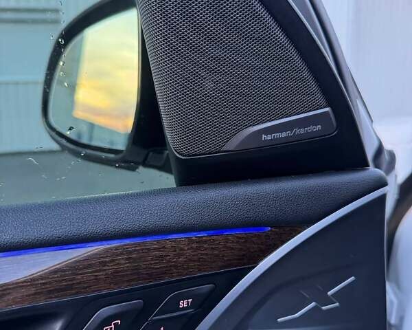 Белый БМВ Х3, объемом двигателя 2 л и пробегом 165 тыс. км за 27500 $, фото 15 на Automoto.ua