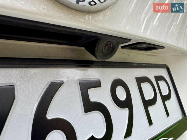 Белый БМВ Х3, объемом двигателя 2 л и пробегом 112 тыс. км за 18700 $, фото 30 на Automoto.ua