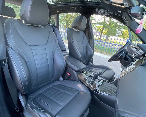 Белый БМВ Х3, объемом двигателя 2 л и пробегом 157 тыс. км за 28000 $, фото 11 на Automoto.ua