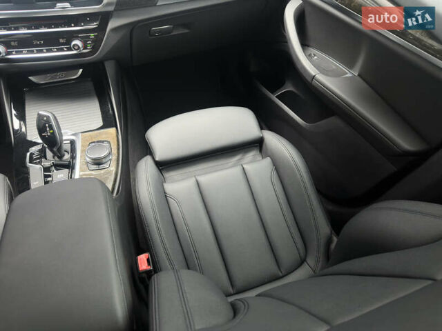 Білий БМВ Х3, об'ємом двигуна 2 л та пробігом 220 тис. км за 23500 $, фото 20 на Automoto.ua