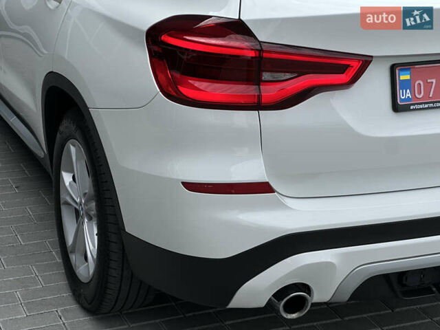 Білий БМВ Х3, об'ємом двигуна 2 л та пробігом 220 тис. км за 23500 $, фото 11 на Automoto.ua