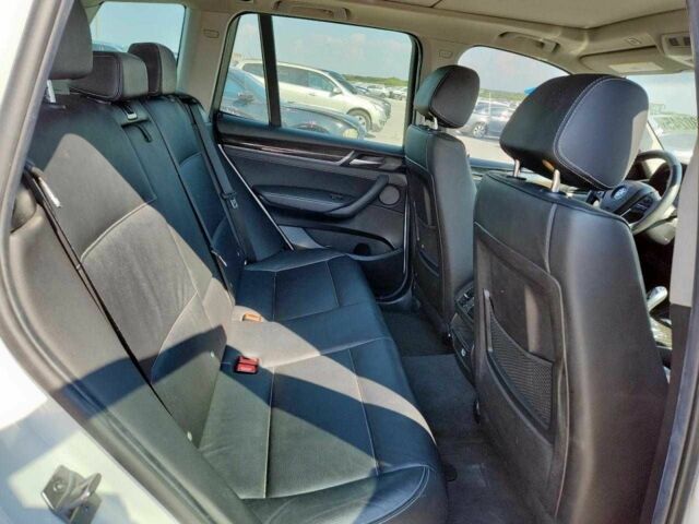 Белый БМВ Х3, объемом двигателя 3 л и пробегом 85 тыс. км за 4000 $, фото 10 на Automoto.ua