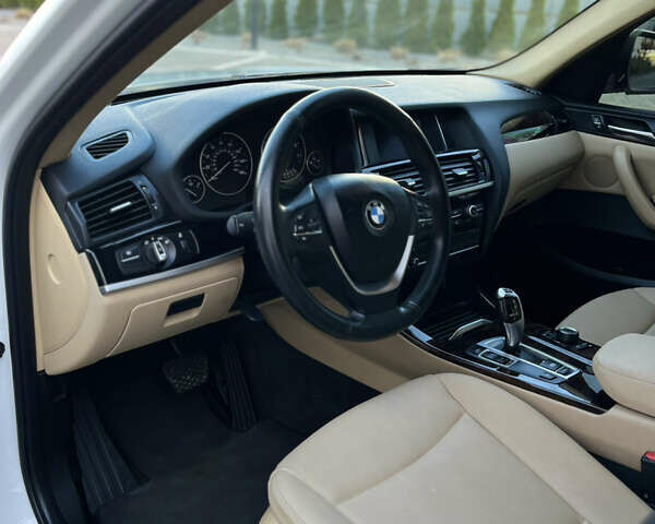 Белый БМВ Х3, объемом двигателя 2 л и пробегом 195 тыс. км за 20000 $, фото 24 на Automoto.ua