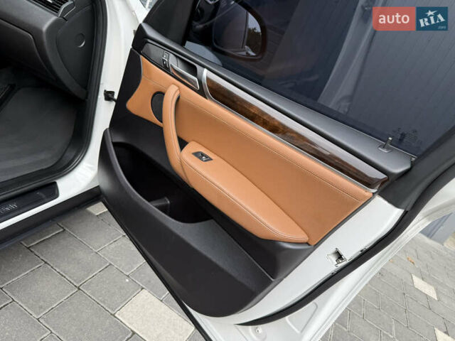 Белый БМВ Х3, объемом двигателя 2 л и пробегом 170 тыс. км за 16500 $, фото 55 на Automoto.ua