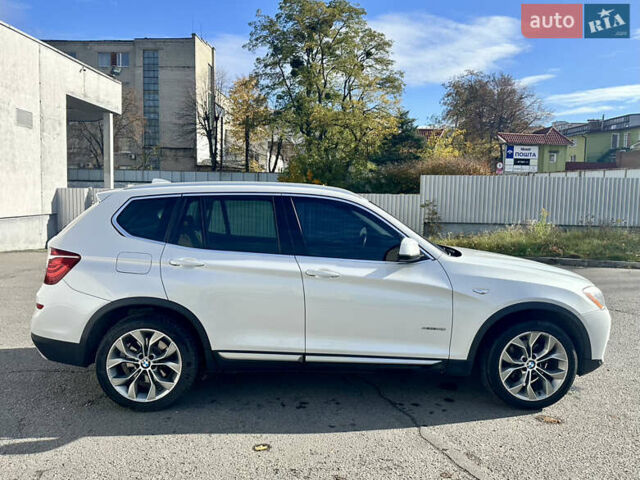 Білий БМВ Х3, об'ємом двигуна 2 л та пробігом 207 тис. км за 18200 $, фото 11 на Automoto.ua