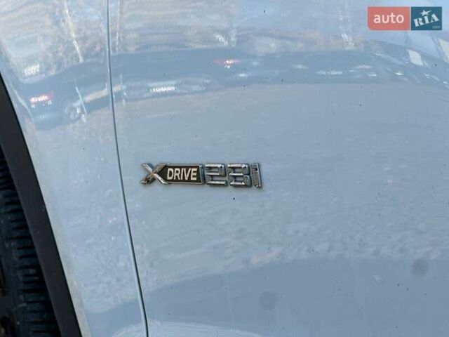 Белый БМВ Х3, объемом двигателя 2 л и пробегом 195 тыс. км за 11800 $, фото 21 на Automoto.ua
