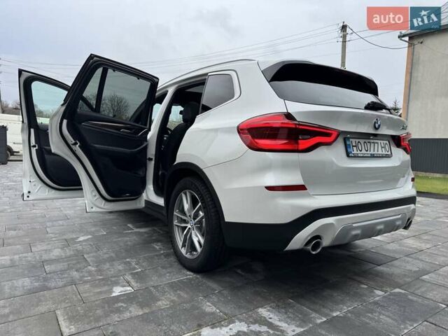 Белый БМВ Х3, объемом двигателя 2 л и пробегом 98 тыс. км за 31000 $, фото 14 на Automoto.ua