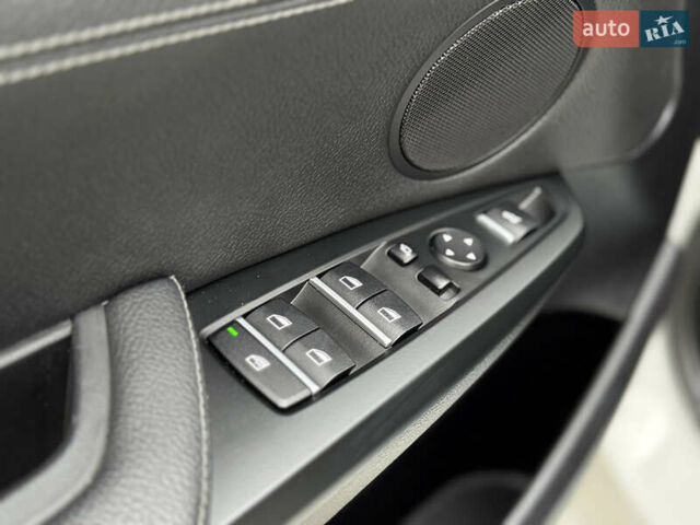 Белый БМВ Х3, объемом двигателя 2 л и пробегом 134 тыс. км за 25800 $, фото 44 на Automoto.ua