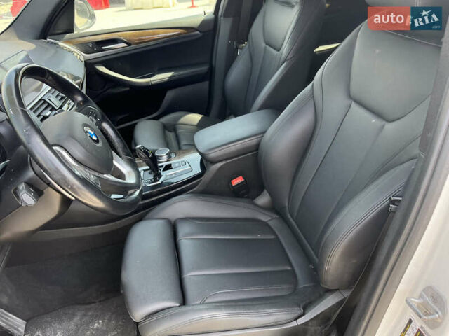 Белый БМВ Х3, объемом двигателя 2 л и пробегом 205 тыс. км за 14999 $, фото 9 на Automoto.ua
