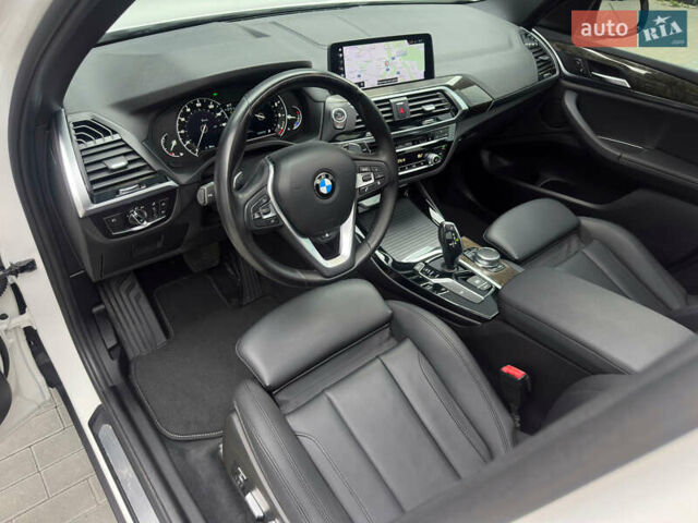 Білий БМВ Х3, об'ємом двигуна 2 л та пробігом 220 тис. км за 23500 $, фото 18 на Automoto.ua