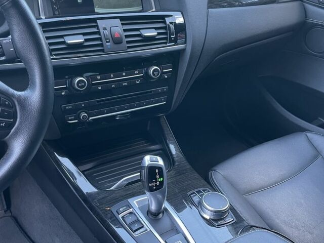 БМВ Х3 2017 в Ровно на Automoto.ua Белый БМВ Х3, объемом двигателя 2 л и пробегом 134 тыс. км за 14900 $, фото 10 на Automoto.ua