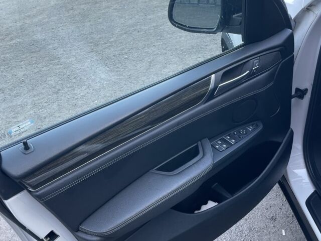 БМВ Х3 2017 в Ровно на Automoto.ua Белый БМВ Х3, объемом двигателя 2 л и пробегом 134 тыс. км за 14900 $, фото 22 на Automoto.ua