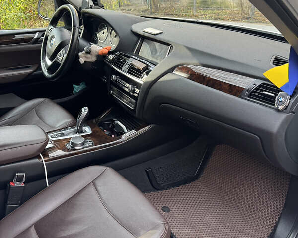 Белый БМВ Х3, объемом двигателя 2 л и пробегом 176 тыс. км за 21000 $, фото 30 на Automoto.ua