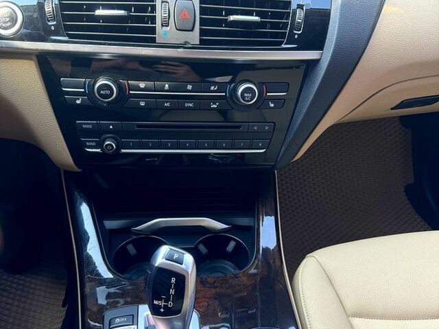 Белый БМВ Х3, объемом двигателя 2 л и пробегом 75 тыс. км за 15900 $, фото 6 на Automoto.ua