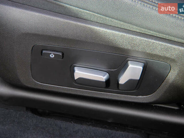 Білий БМВ Х3, об'ємом двигуна 2 л та пробігом 60 тис. км за 26500 $, фото 17 на Automoto.ua