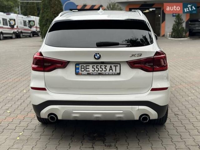 Білий БМВ Х3, об'ємом двигуна 2 л та пробігом 179 тис. км за 28500 $, фото 4 на Automoto.ua