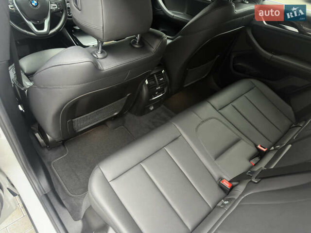 Білий БМВ Х3, об'ємом двигуна 2 л та пробігом 220 тис. км за 23500 $, фото 36 на Automoto.ua