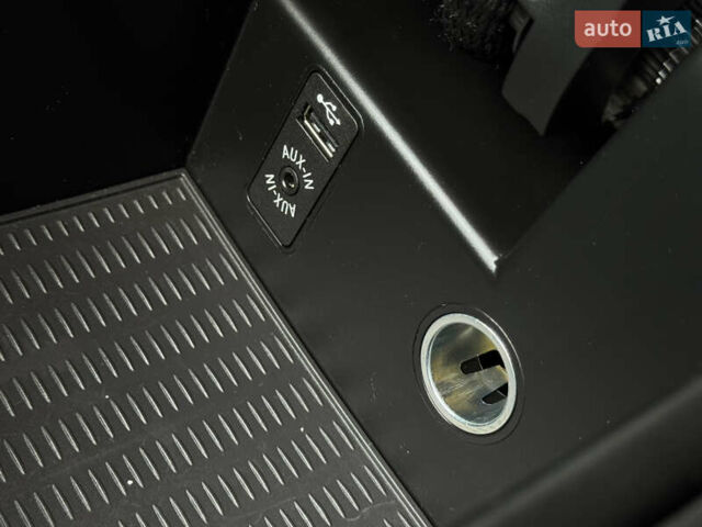 Белый БМВ Х3, объемом двигателя 2 л и пробегом 134 тыс. км за 25800 $, фото 71 на Automoto.ua