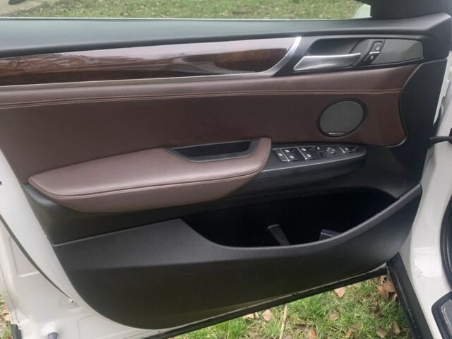 Белый БМВ Х3, объемом двигателя 2 л и пробегом 142 тыс. км за 18800 $, фото 9 на Automoto.ua