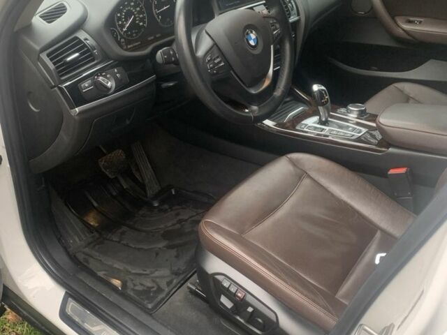 Белый БМВ Х3, объемом двигателя 2 л и пробегом 142 тыс. км за 18800 $, фото 8 на Automoto.ua