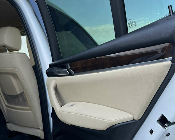 Белый БМВ Х3, объемом двигателя 2 л и пробегом 195 тыс. км за 20000 $, фото 48 на Automoto.ua