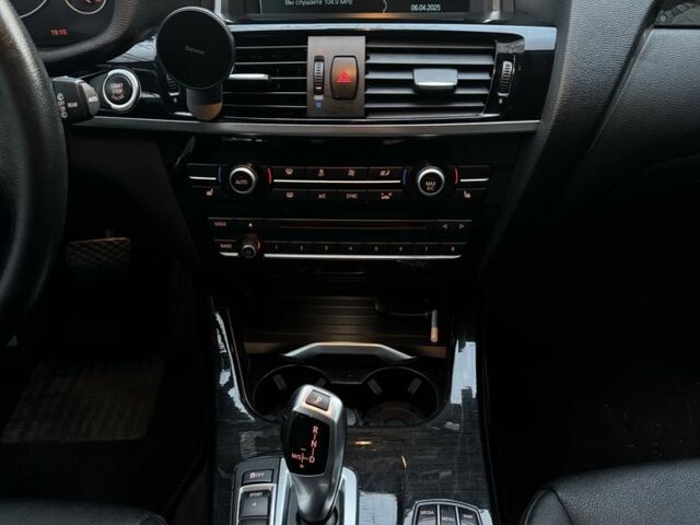 Белый БМВ Х3, объемом двигателя 2 л и пробегом 130 тыс. км за 17000 $, фото 6 на Automoto.ua